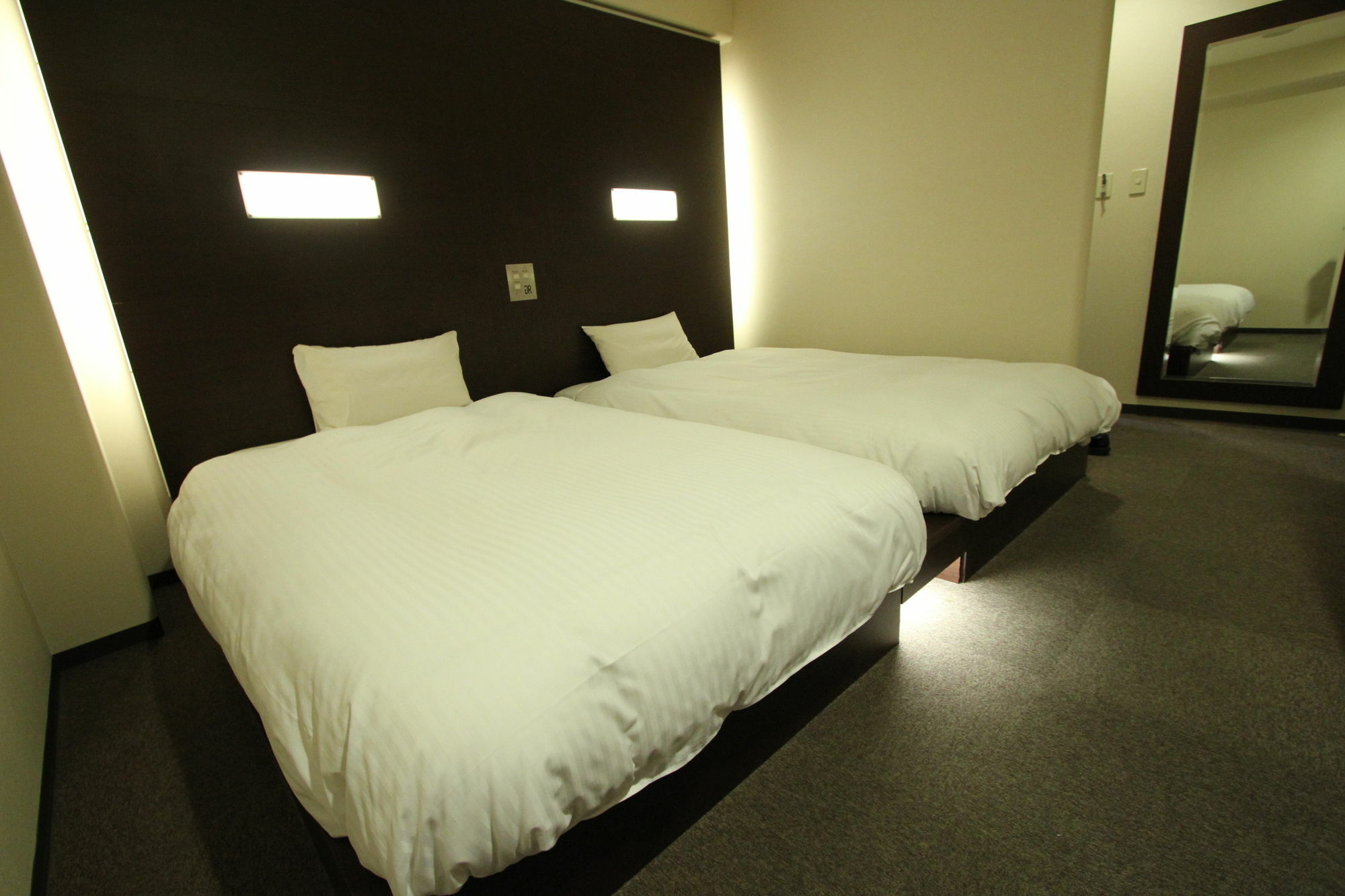 Green Rich Hotel Hiroshima Shinkansenguchi Екстер'єр фото