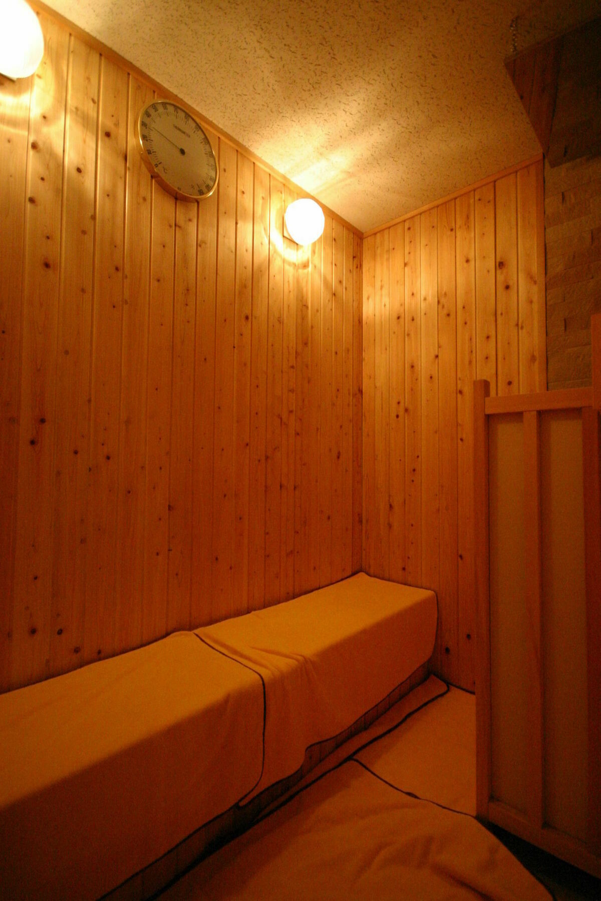 Green Rich Hotel Hiroshima Shinkansenguchi Екстер'єр фото